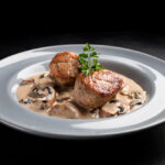 Scaloppine di Maiale al Funghi (A1, G)