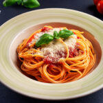 Spaghetti al Pizzaiola (1, 2, 7, A1, C)
